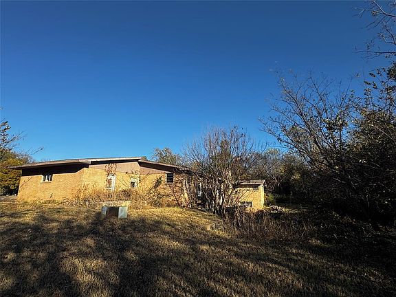 5th image of 3430 E Maxwell Dr