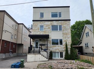480 Nelson St #1, Ottawa, ON K1N7S8