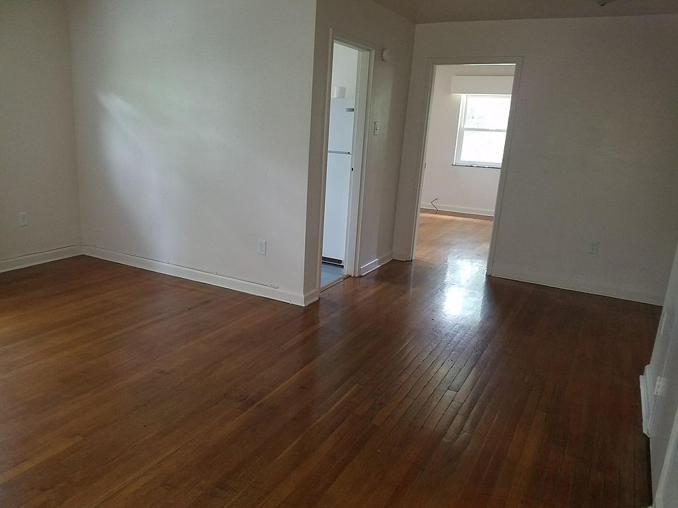 2nd image of 3615 Chamberlayne Ave APT 9