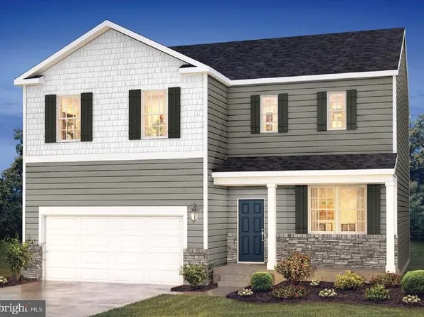 8 Half Hitch Rd, Barnegat, NJ 08005