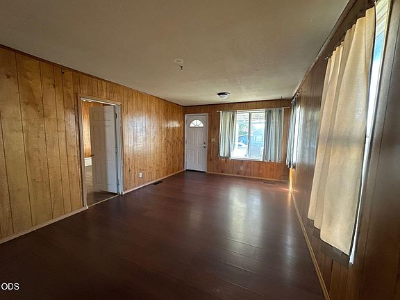 2nd image of 2021 Wantland Ave