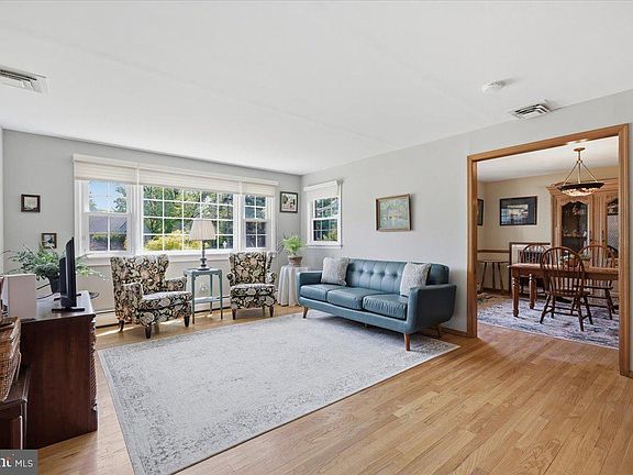 5th image of 14 Mansfield Rd