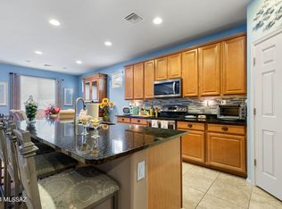 7595 S Dark Sands Dr, Tucson, AZ 85757