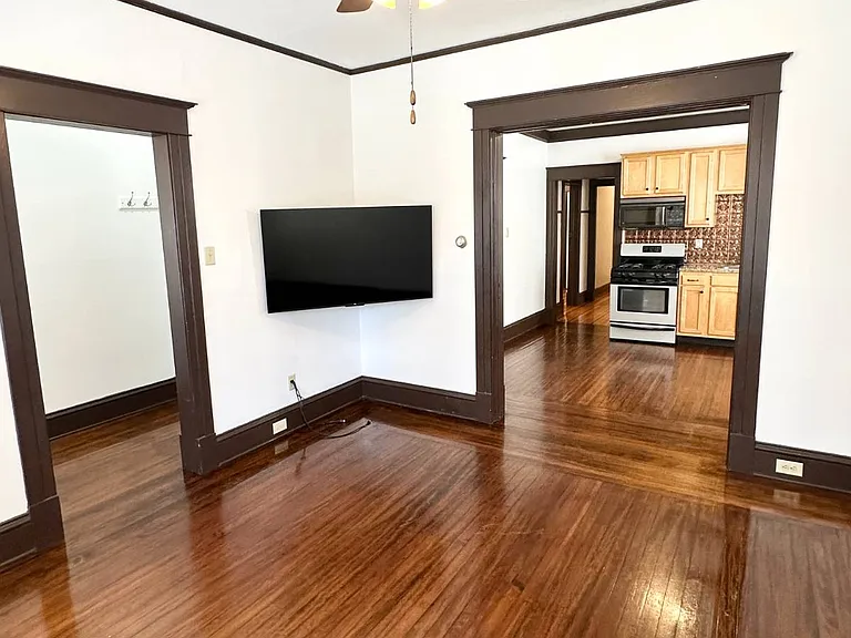 423 Hamilton St #1 — Photo 5