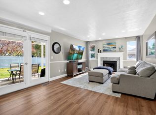 2790 E 25 S, Layton, UT 84040