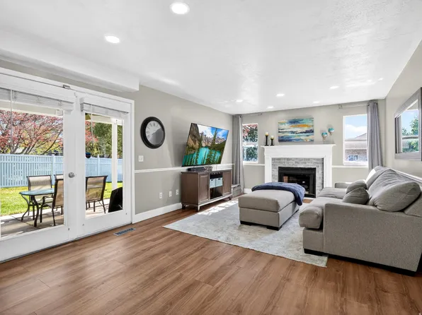 2790 E 25 S, Layton, UT 84040