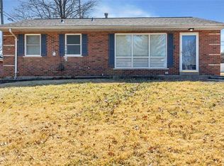 6438 Lawnside Dr, Saint Louis, MO 63123