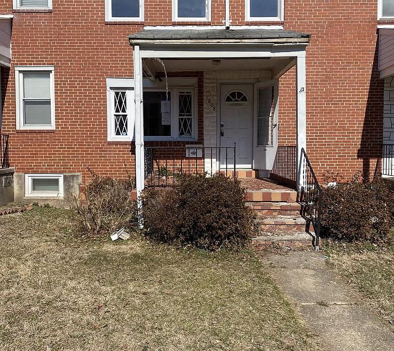 1st image of 1808 Wadsworth Way