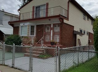 14215 249th St, Rosedale, NY 11422