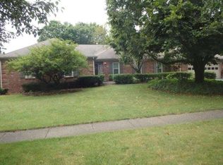 1052 Turkey Foot Rd, Lexington, KY 40502