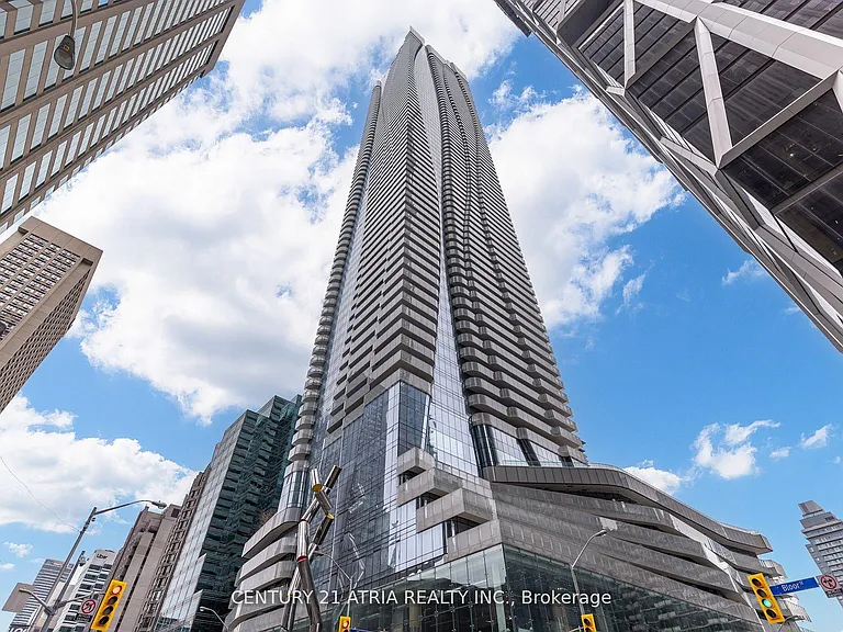 1 Bloor St E #2104 — Photo 2