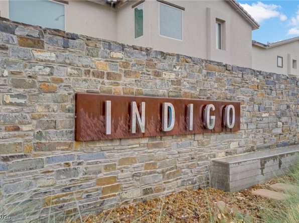 525 Monarch Ridge Ct, North Las Vegas, NV 89084