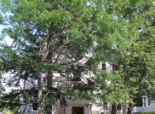 67 Mount Vernon St, Arlington, MA 02476
