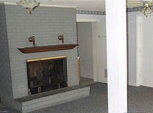 1301 Florence Ave, Thomasville, NC 27360