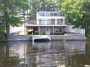 43 Grove Ave, Salem, NH 03079