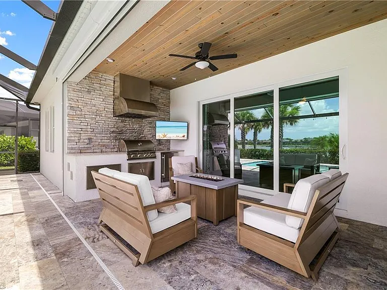 13528 Blue Bay Cir — Photo 23