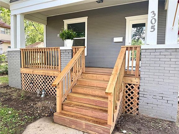 2nd image of 305 S 31st St