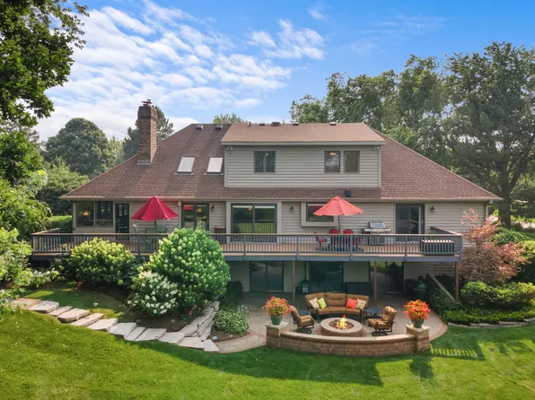 3814 Church Hill Ln, Crystal Lake, IL 60014