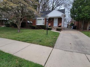 9578 Hazelton, Redford, MI 48239
