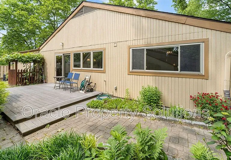 5360 Red Lake Ct — Photo 25