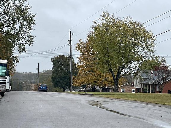 5th image of 1300 Rivermont Dr