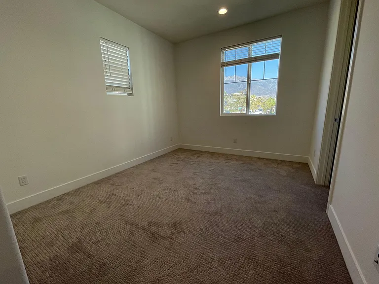 12256 Chorus Dr — Photo 16