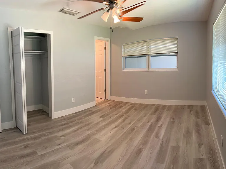 337 Tudor Dr #L — Photo 13