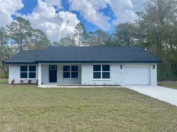 8341 N Pine Needle Ter, Crystal River, FL 34428