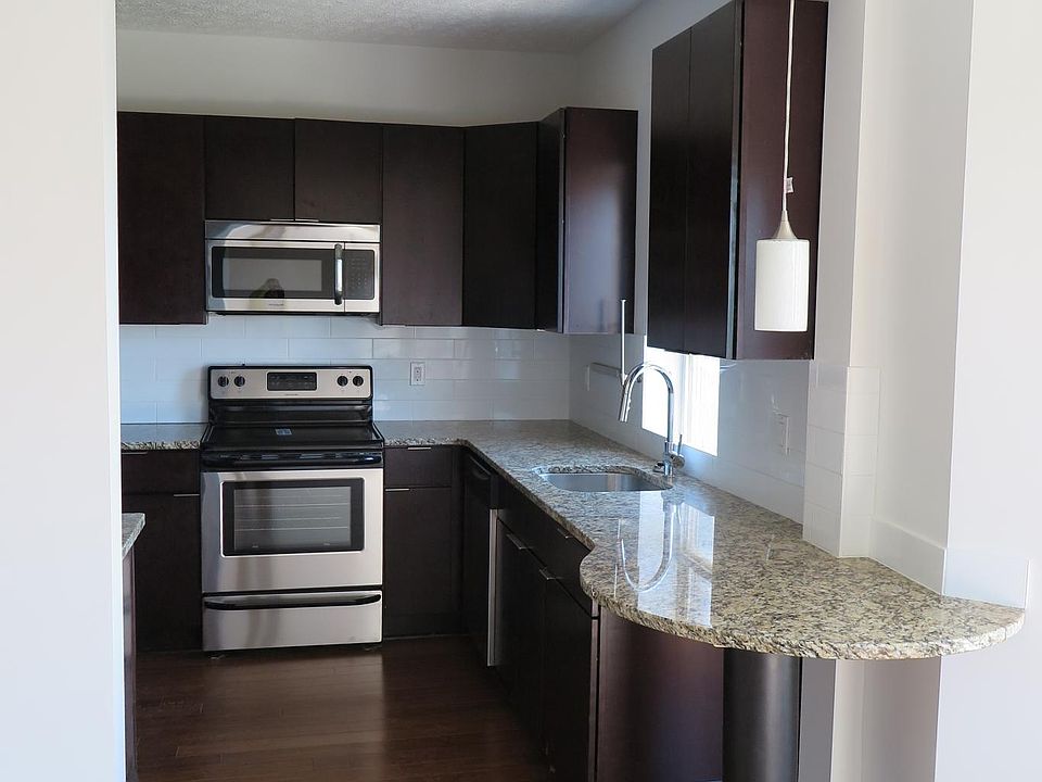 Studio kitchen
