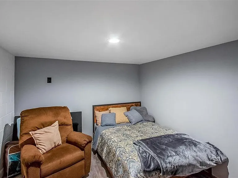 3111 Turnberry Blvd — Photo 24