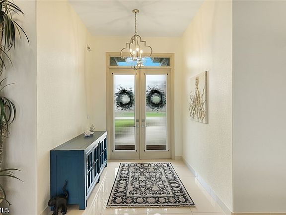 4th image of 5011 SW 5th Pl