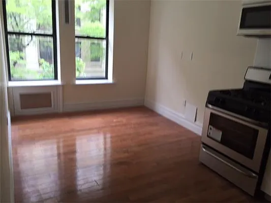 Rented by CNYC Properties | media 26