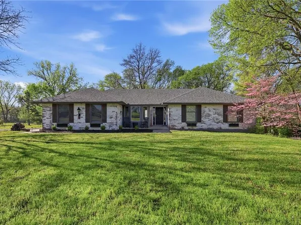 11819 NE 144th St, Kearney, MO 64060
