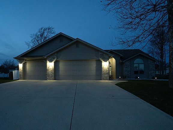 5th image of 304 Ironwood Ln