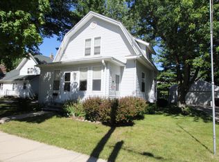 410 Franklin St, Mukwonago, WI 53149