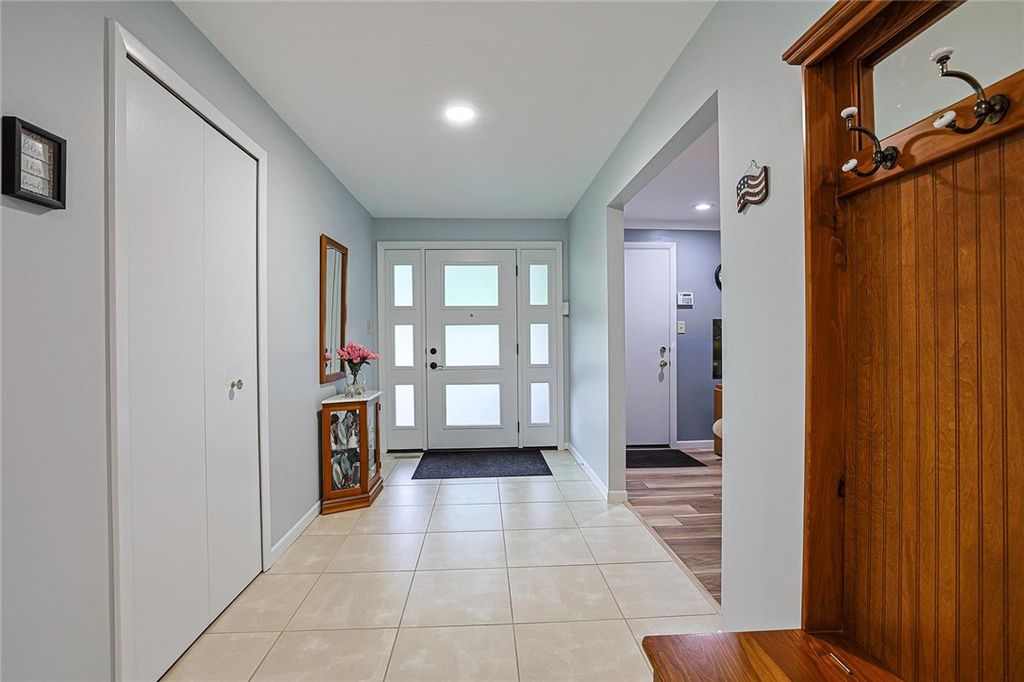 8910 Spring Run Ln, Dayton, OH - View 6