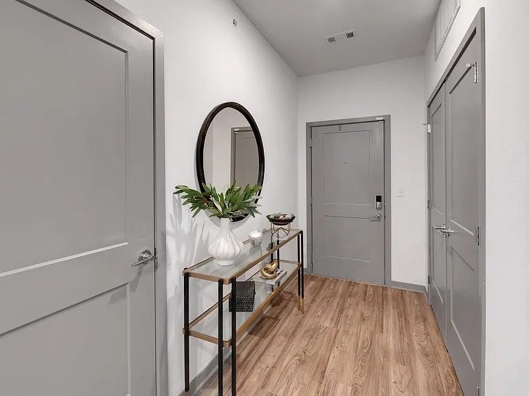 The Depot Luxury Apartments — Photo 41