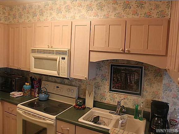 5th image of 31 Seneca St