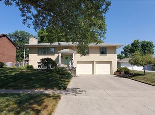 2424 Willis Ave, Perry, IA 50220