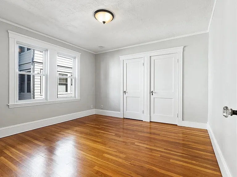 42-44 Albion St #2 — Photo 11