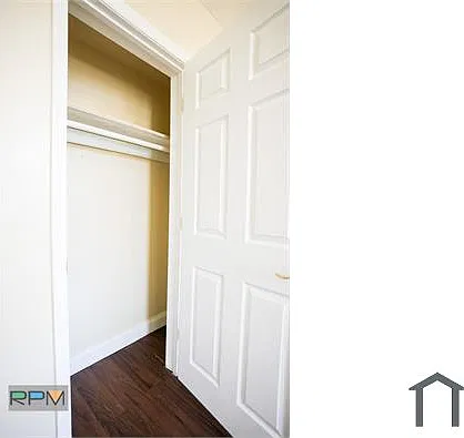 4 bed, $2,300 — Photo 2
