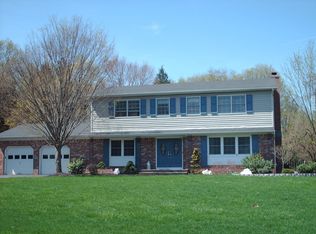 5 Fern Way, Hillsborough, NJ 08844