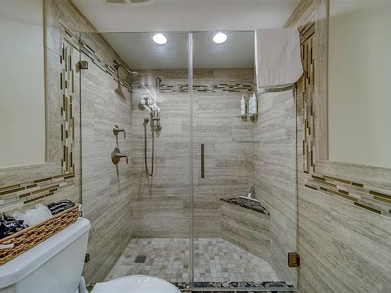 17980 Gulf Blvd #402 — Photo 35