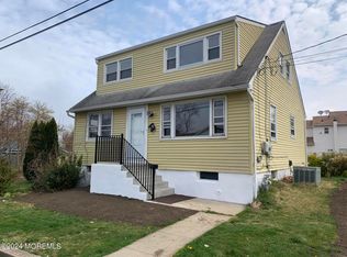 20 Stevenson Ave, Cliffwood, NJ 07721