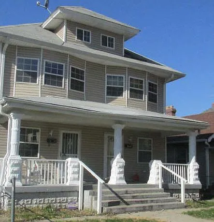 2416 Guilford Ave photo 1
