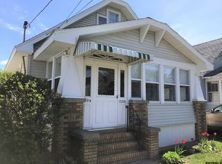 1529 Woolsey St, Schenectady, NY 12303