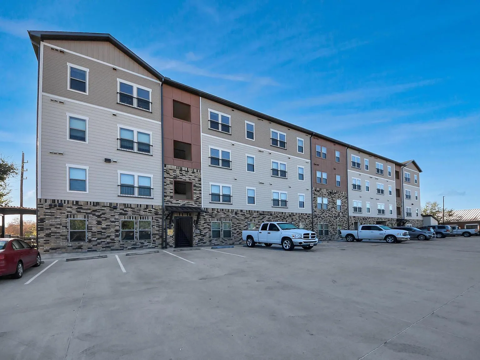1 bed, 1.0 bath, 650 sqft, $1,115 — Photo 3