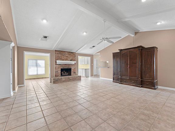 5th image of 19415 Craigchester Ln