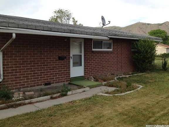 2nd image of 1082 N Buccaneer Dr
