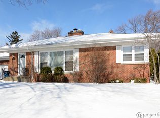 446 S Cottage Hill Ave, Elmhurst, IL 60126